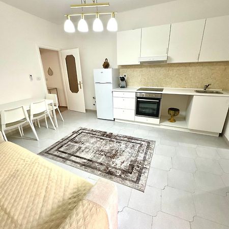 The View Apartment Scilla Exterior photo